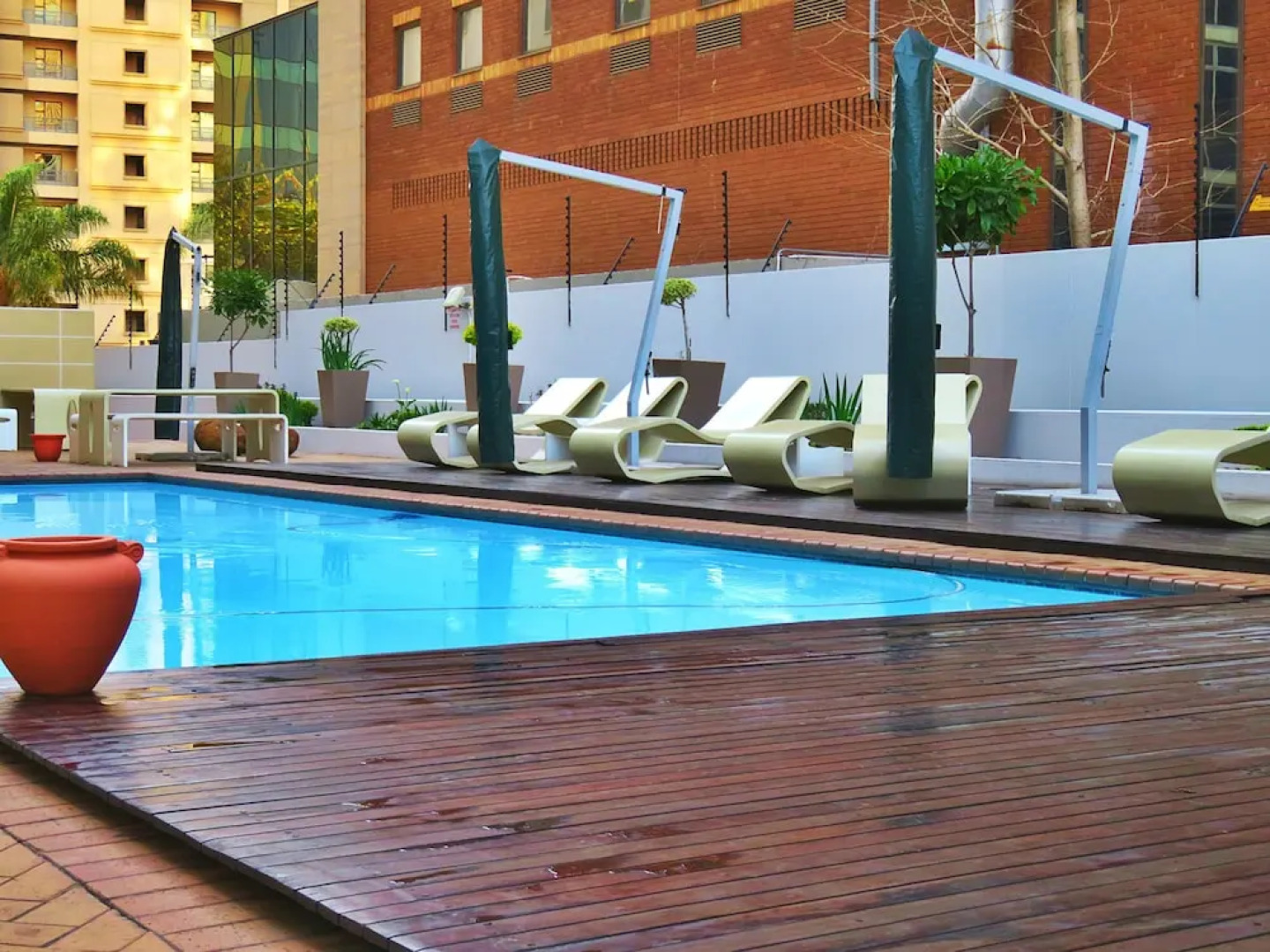 Hydro Executive Apartments