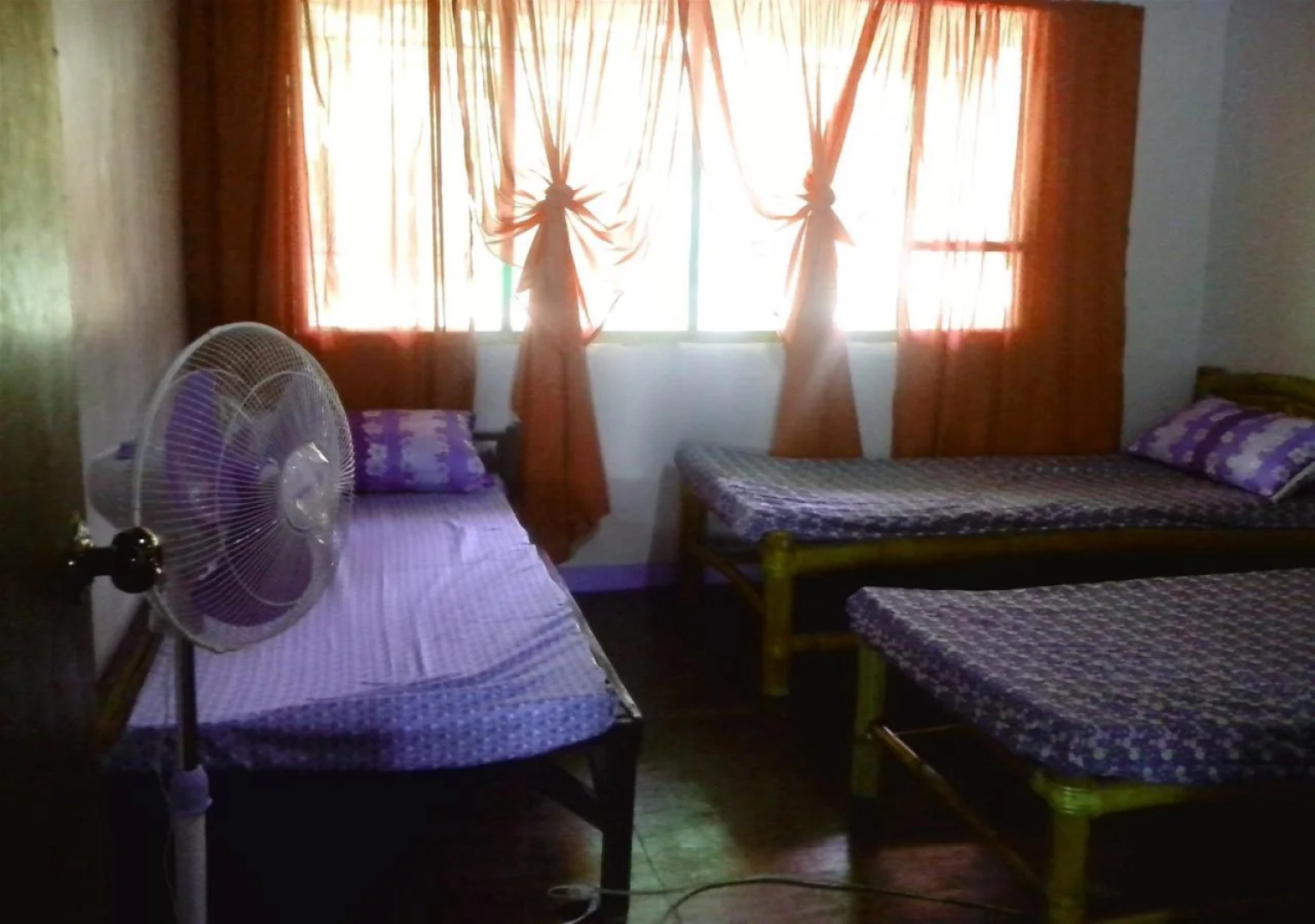 Friendship Budget Hostel