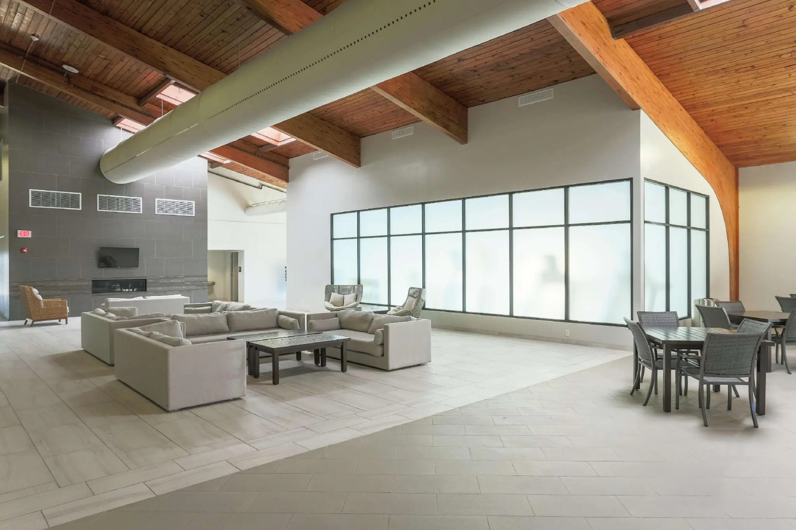 Doubletree by Hilton Harrisonburg