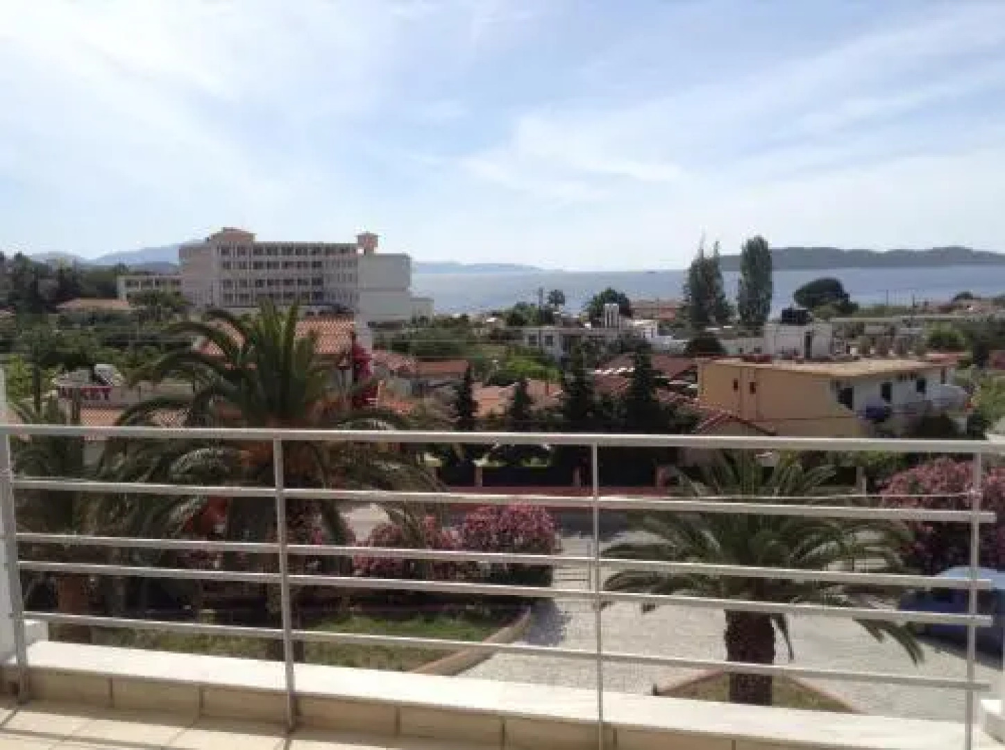 Belvedere Hotel & Bungalows