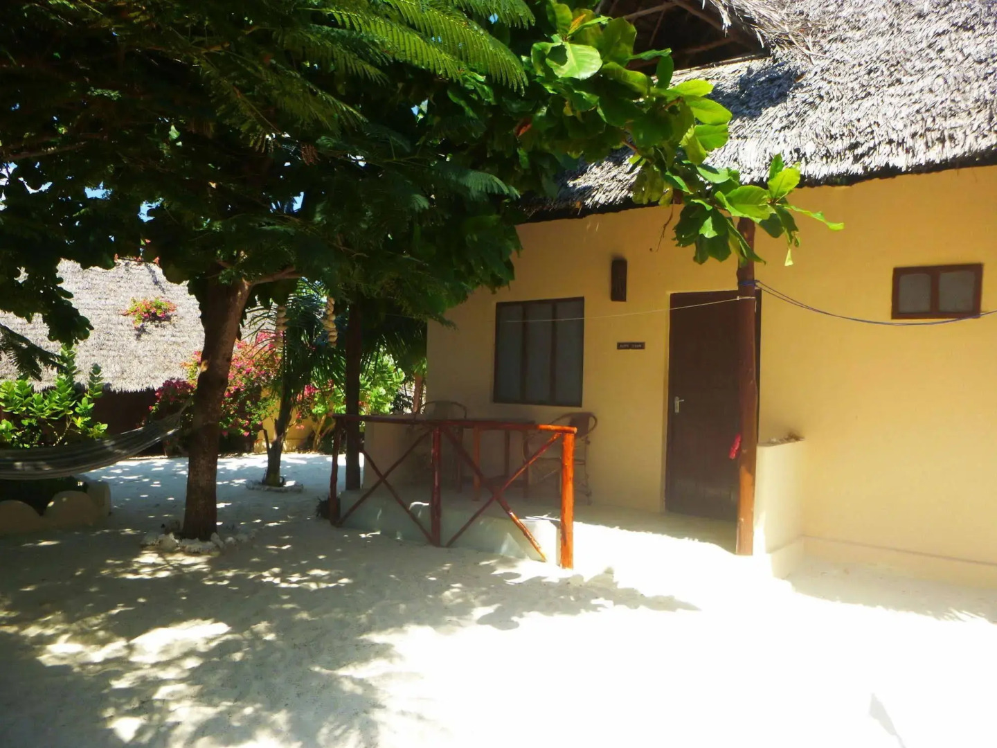 Zanzest Beach Bungalows