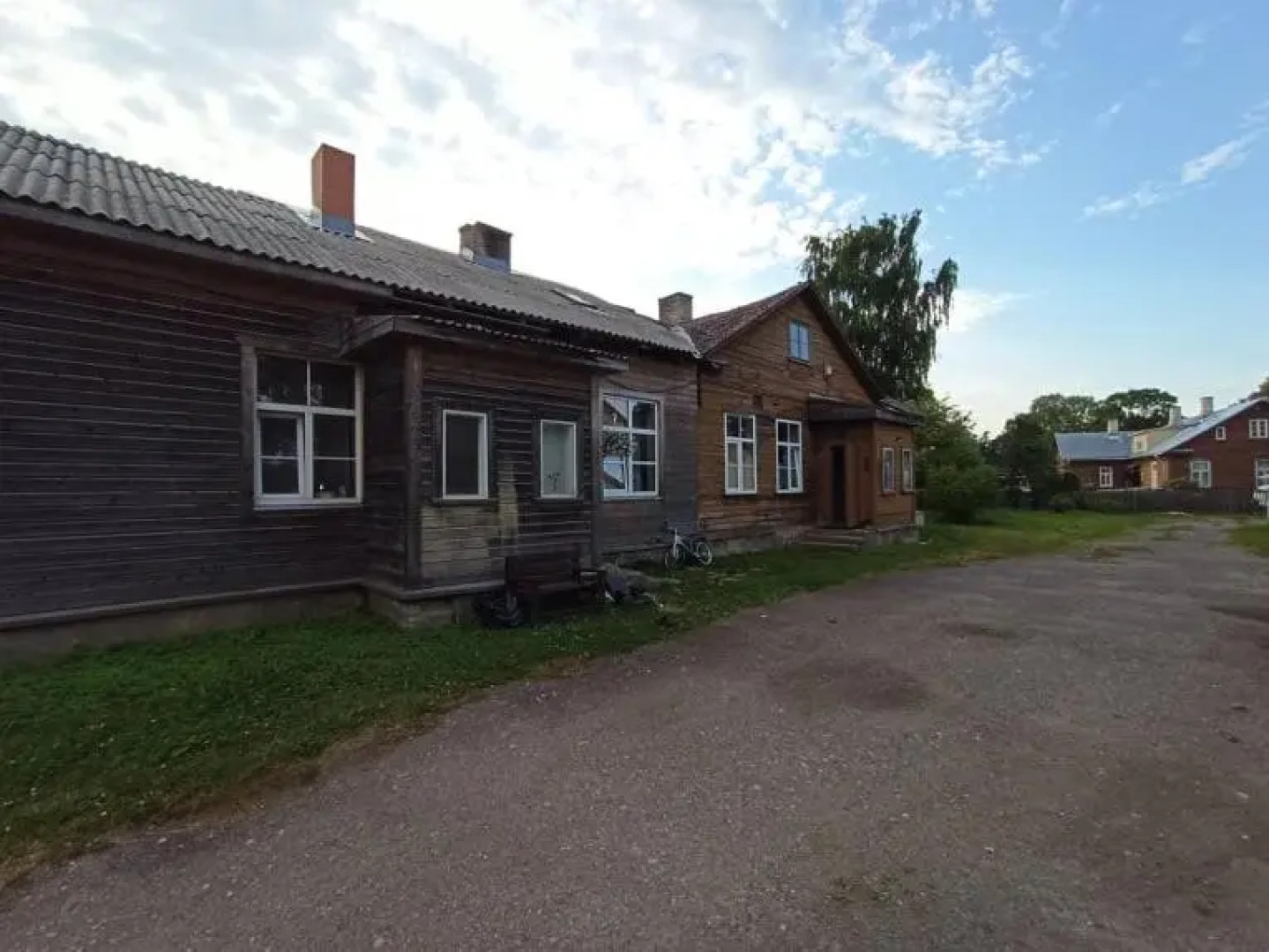 Vee Retro Studio Apartment