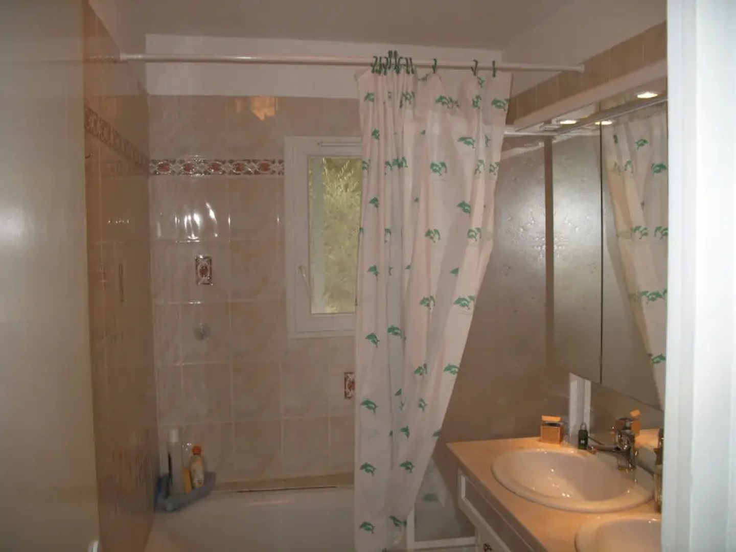 House With 3 Bedrooms in Peyrolles-en-provence, With Wonderful Mountai
