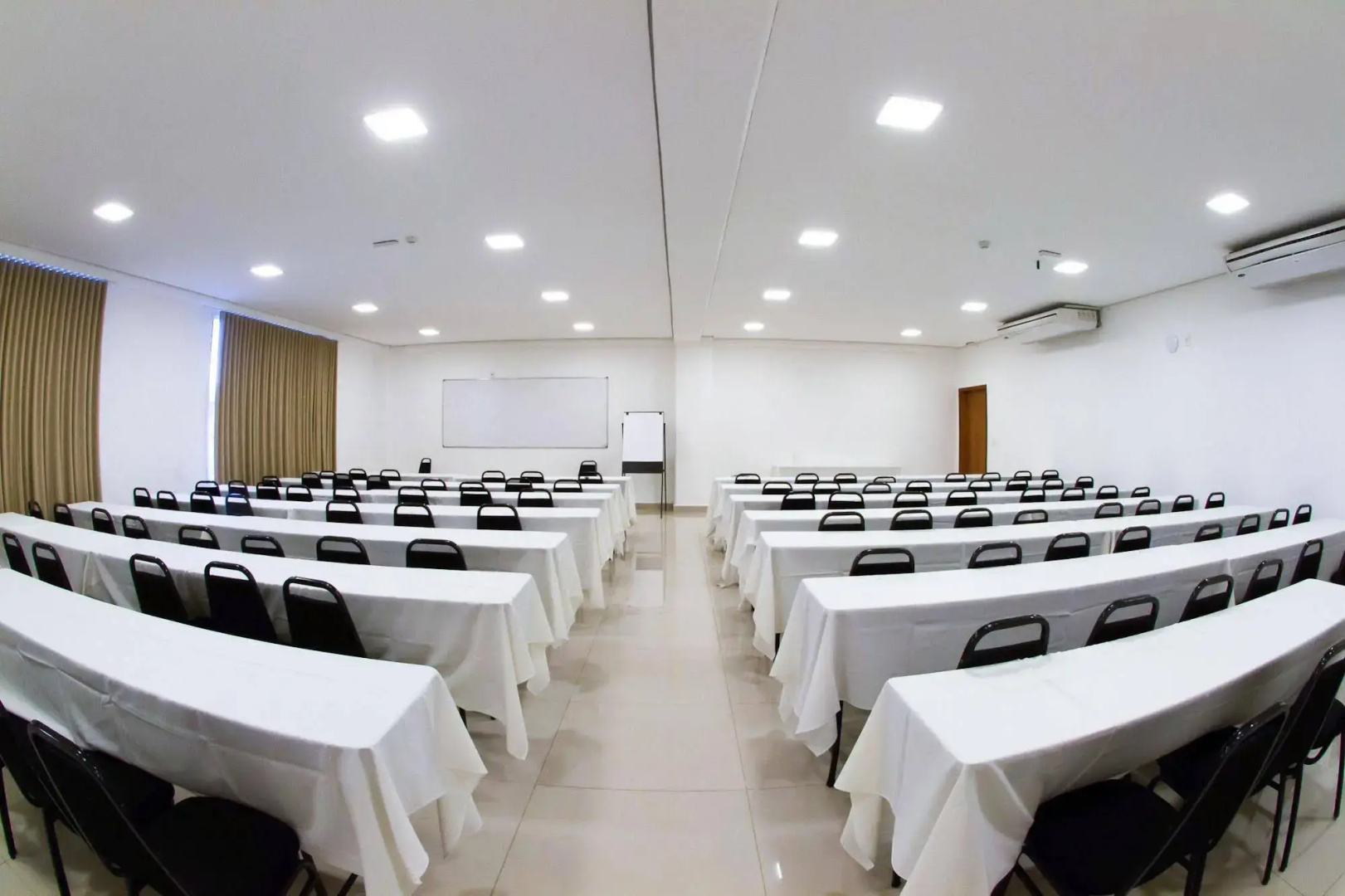 Ipê Center Hotel