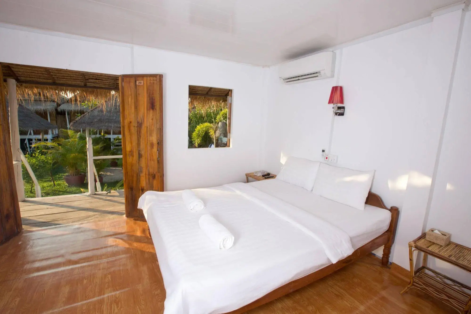 Mary Beach Bungalows