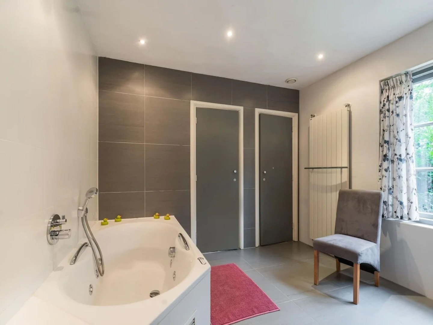 Beautiful Holiday Home in Baarle-nassau With Garden