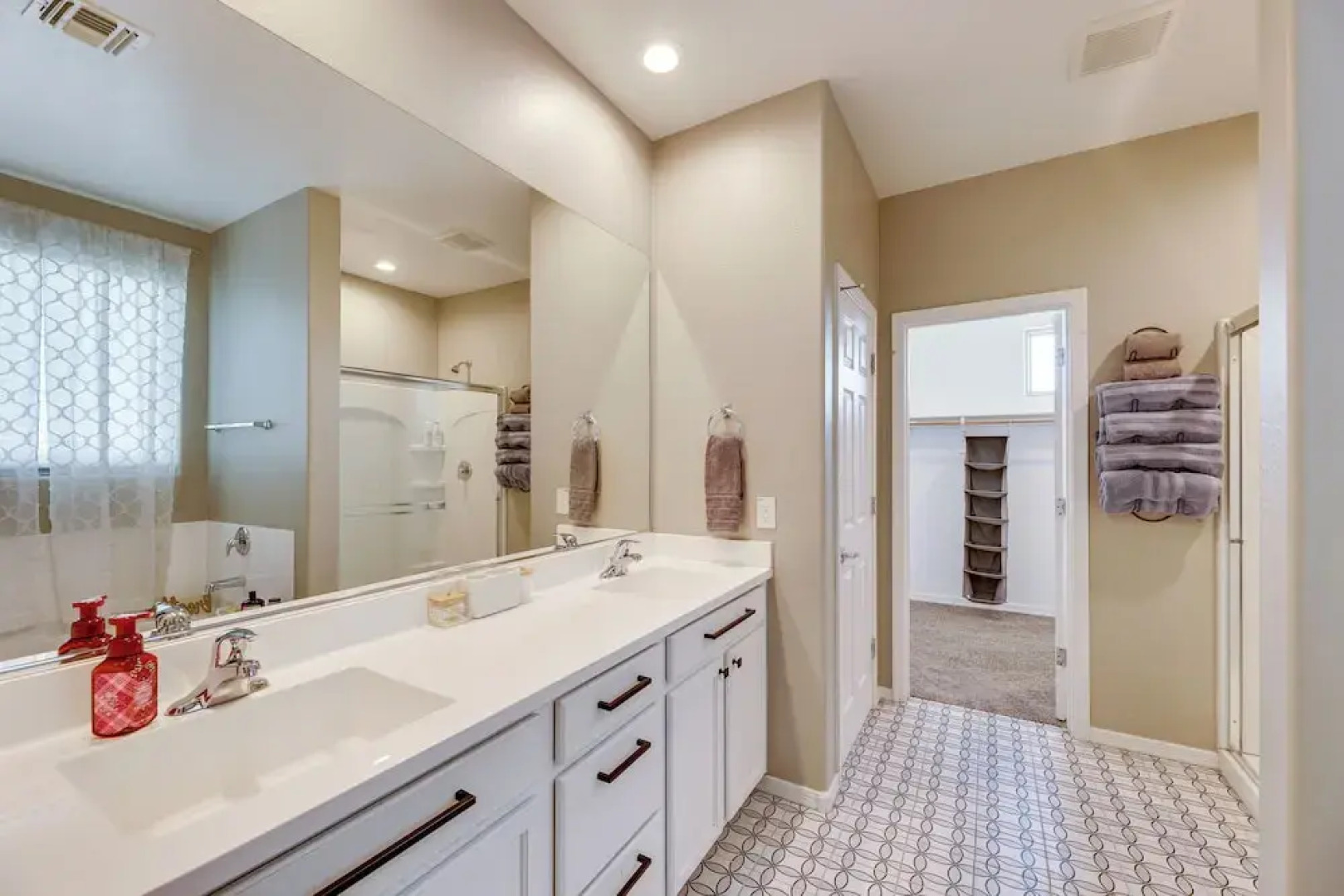 16 Mi to State Farm Stadium: Quiet Gem w/ Games