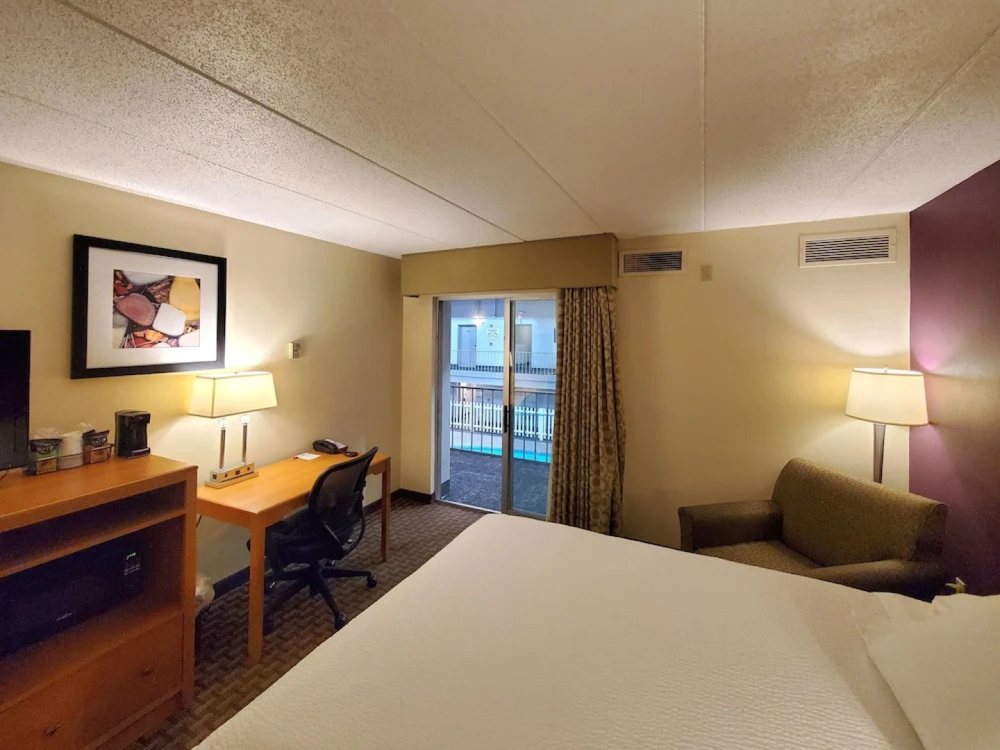 Ramada Marquette