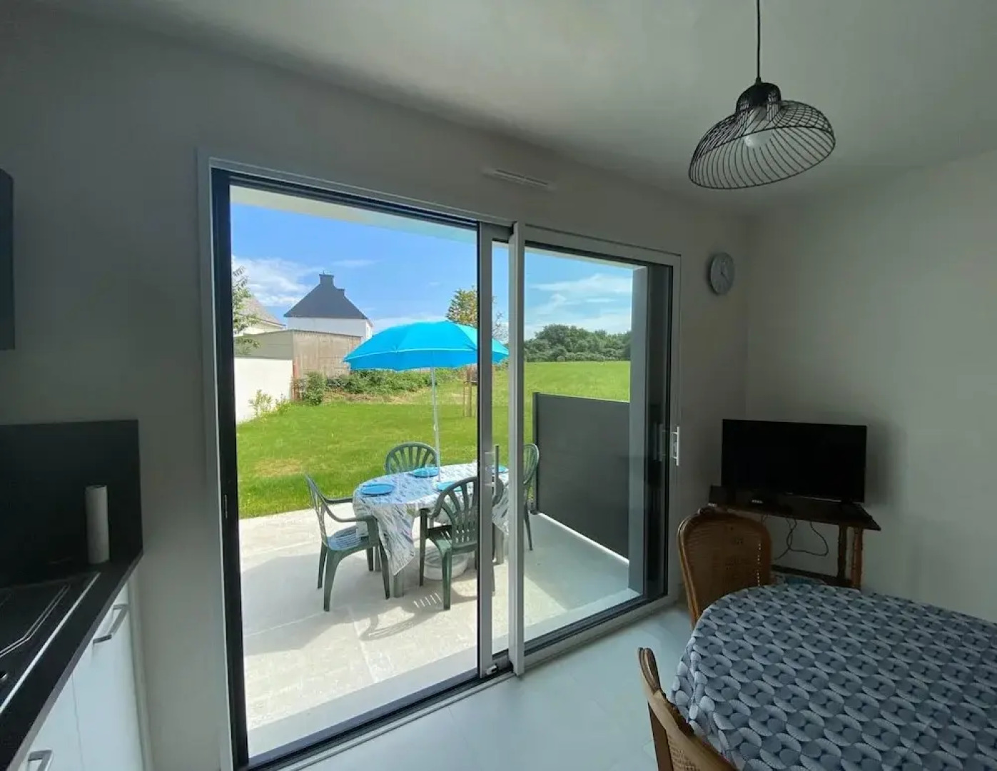 Charming Independent Apartment in Belz