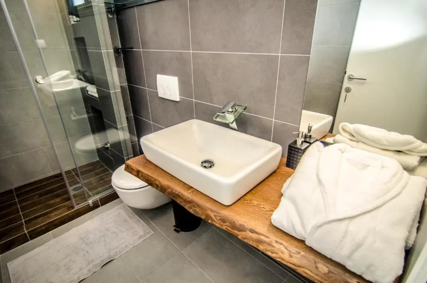 Pleiades Boutique Villas