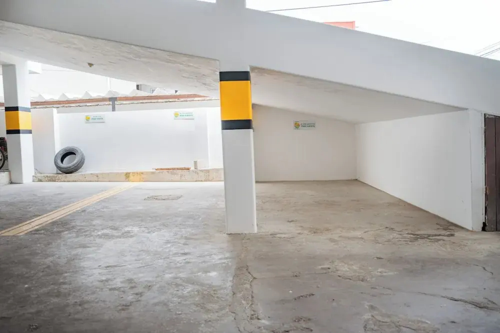 Apartment - Sleeps & Free Parking