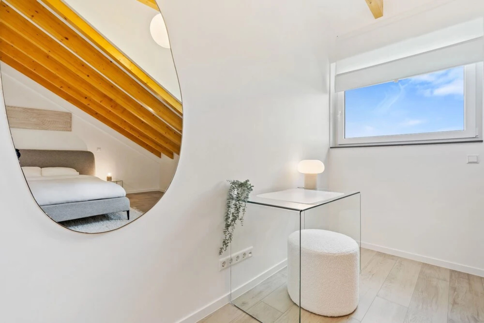 Stylish 2BR Getaway in Bivange Roeser