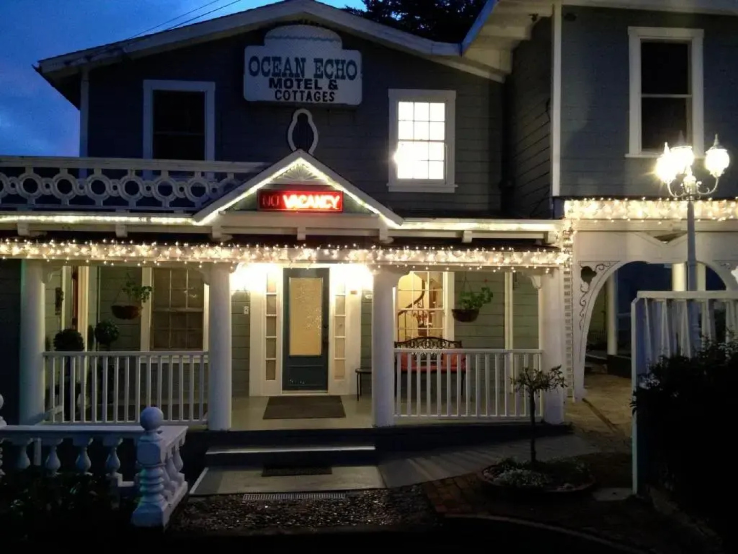 Ocean Echo Inn and Beach Cottages