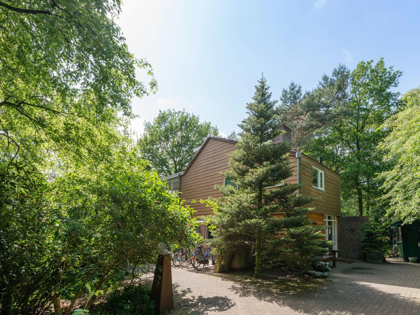 Gorgeous Villa in Bergentheim with Sauna