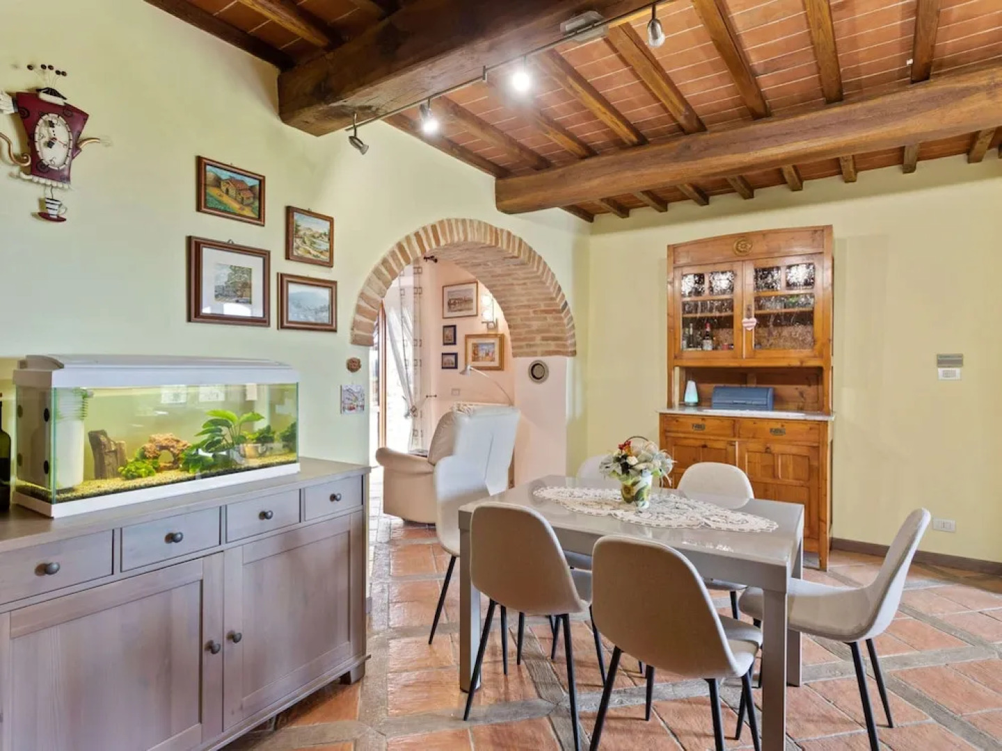 Belvilla by OYO Plush Holiday Home With Garden