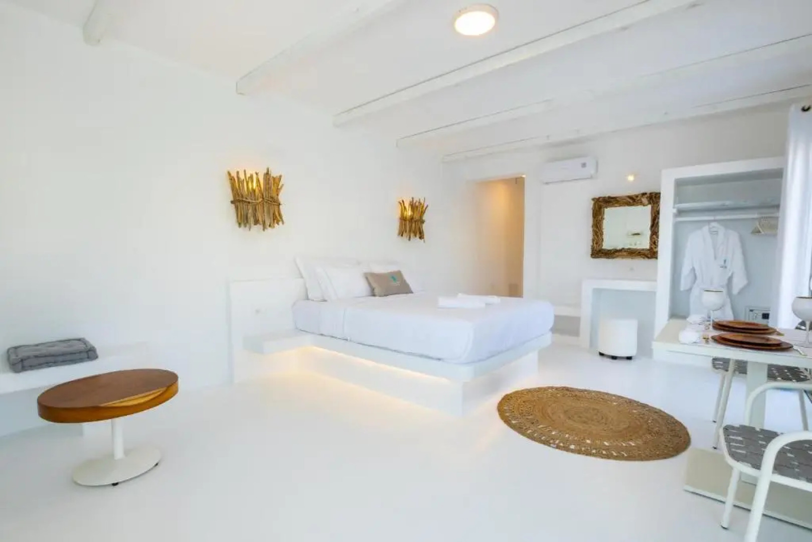 Thalasidi Luxury Suites