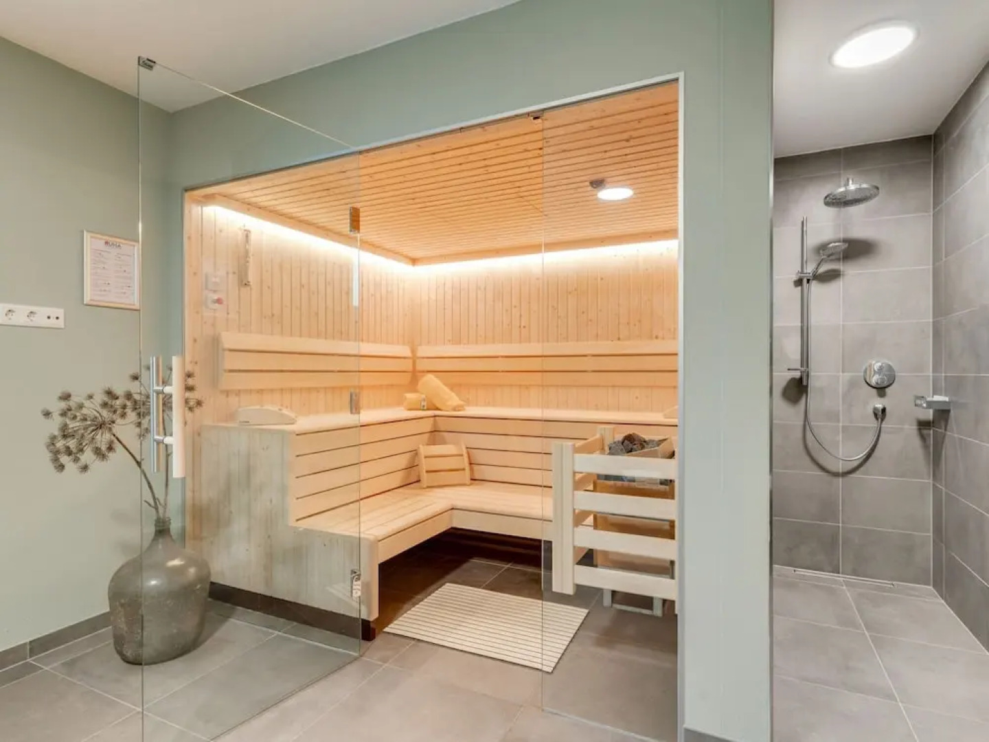 Chalet in ski Area Hochkrimml - Zillertal Arena