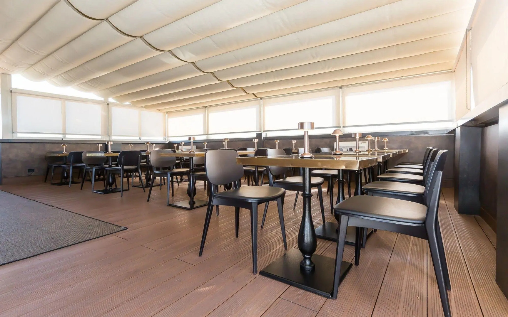 The Independent Hotel