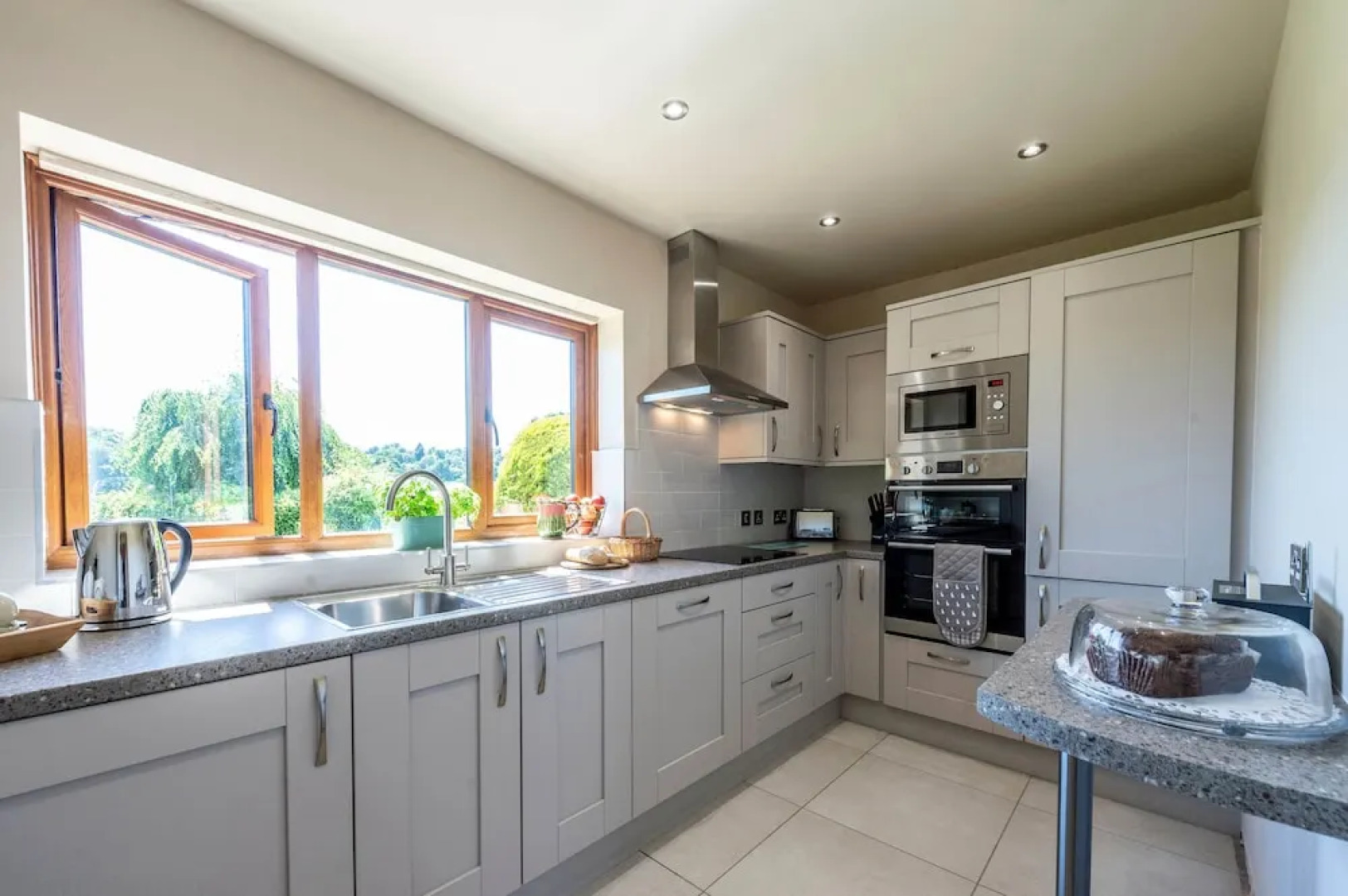 The Dinney Bed and Breakfast