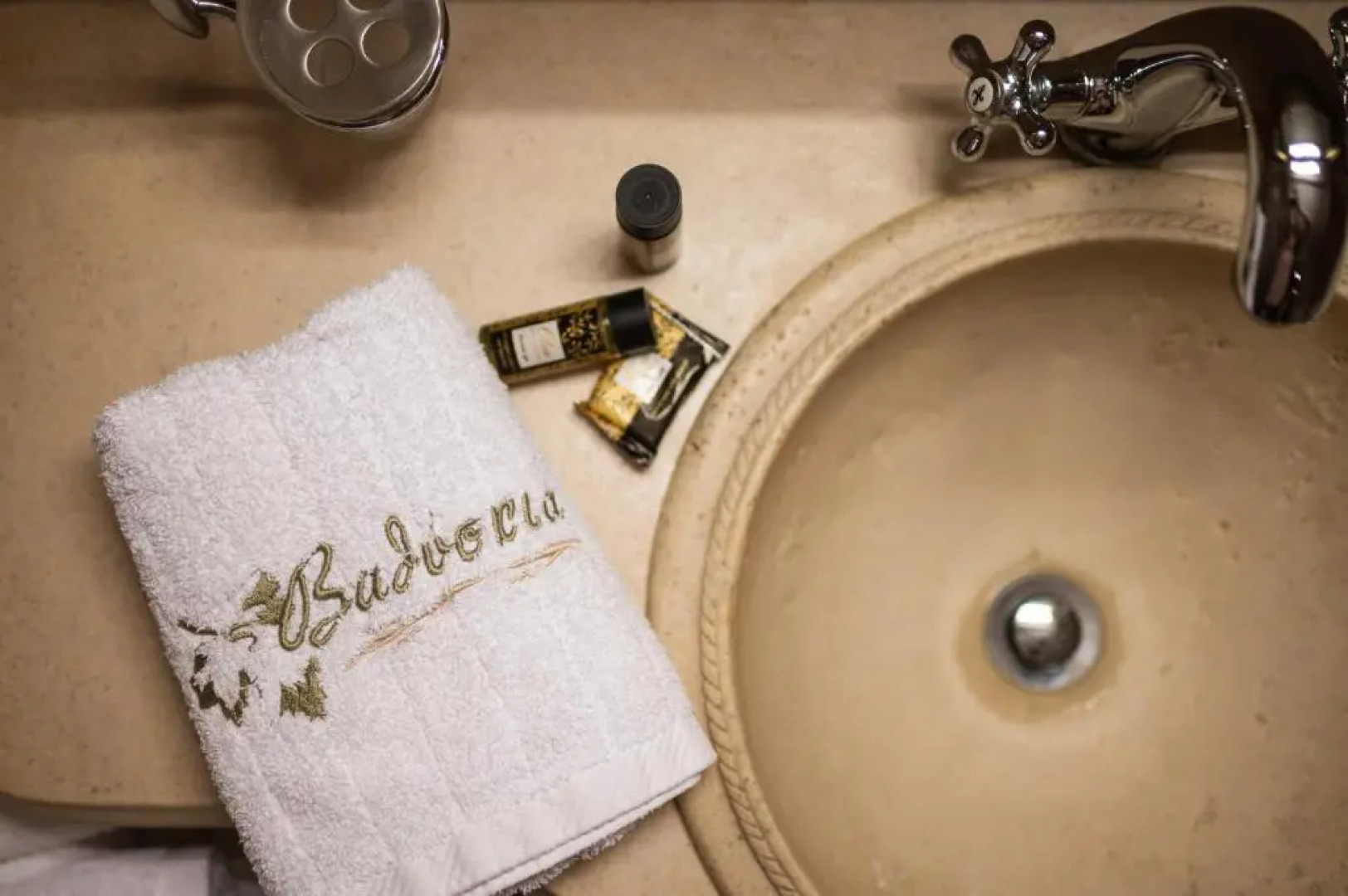 Vathyskia Guesthouse