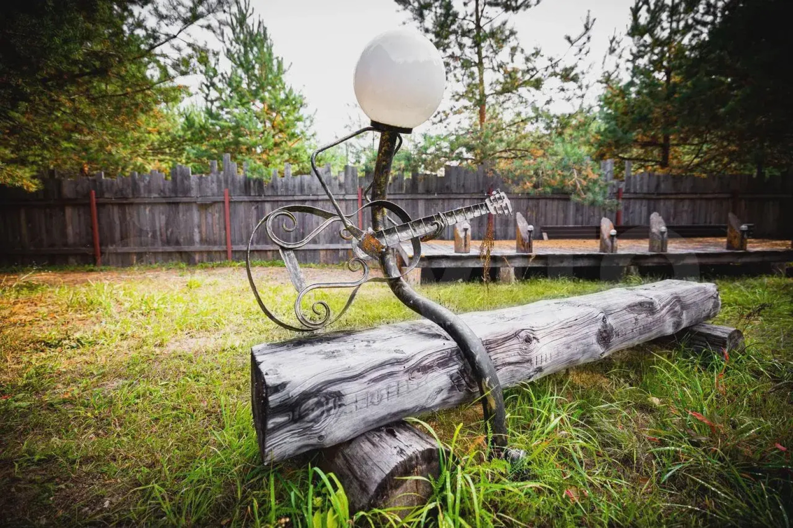 Усадьба в лесу БереНдей