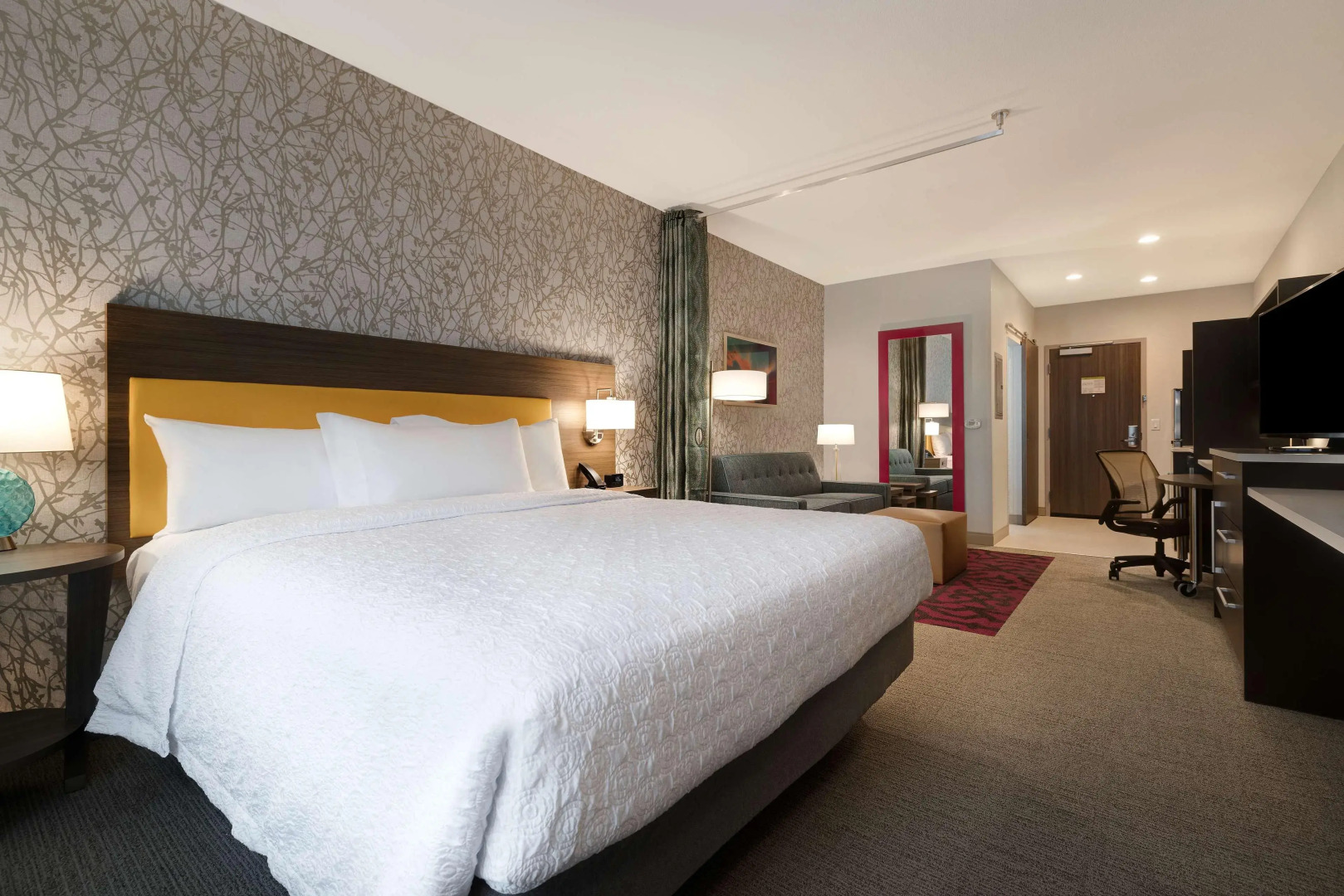 Home2 Suites By Hilton Redding