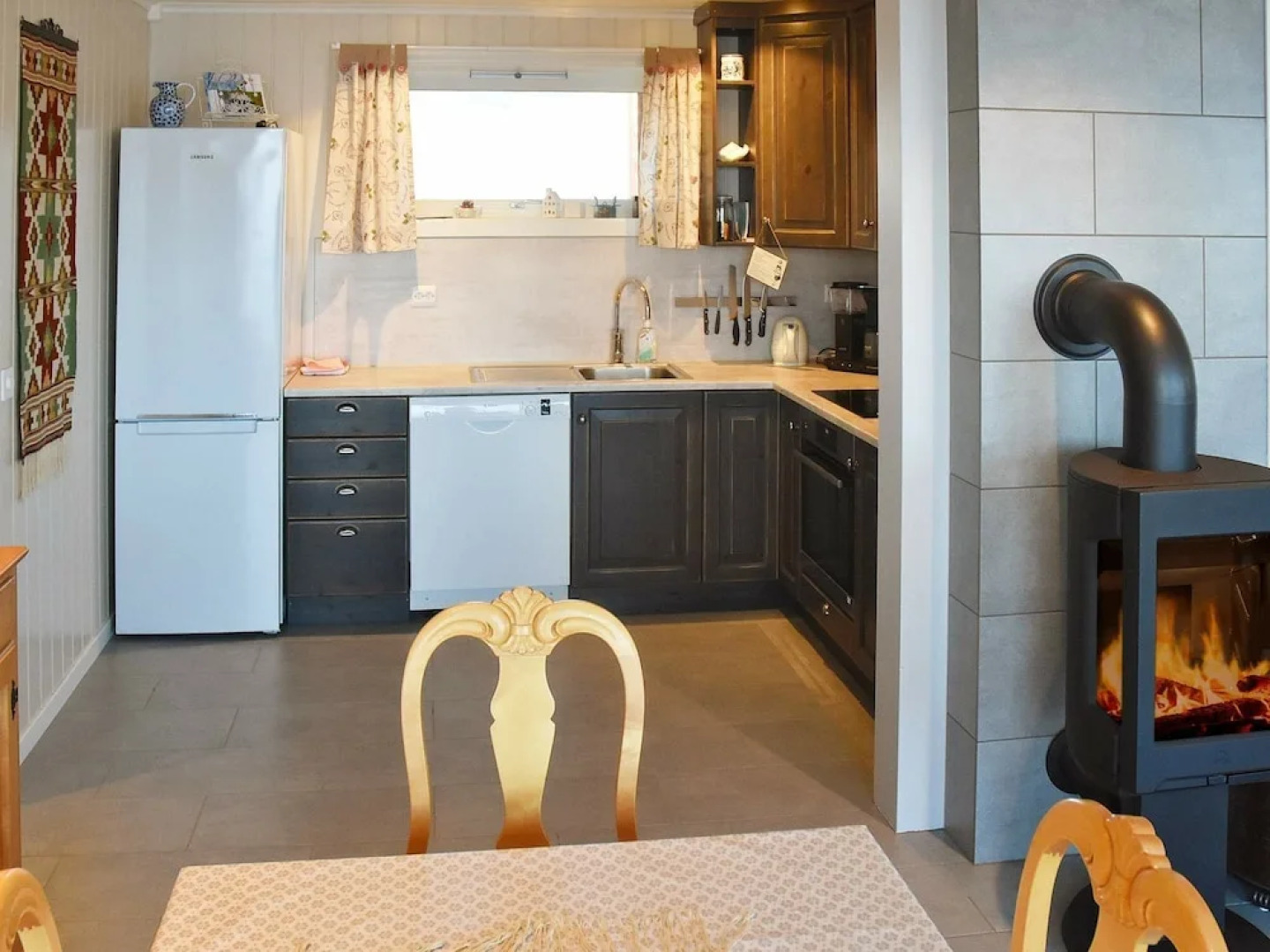 6 Person Holiday Home in Blaksæter