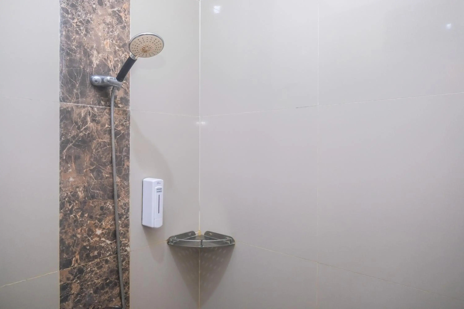 OYO 594 Joglo Manggisan Syariah