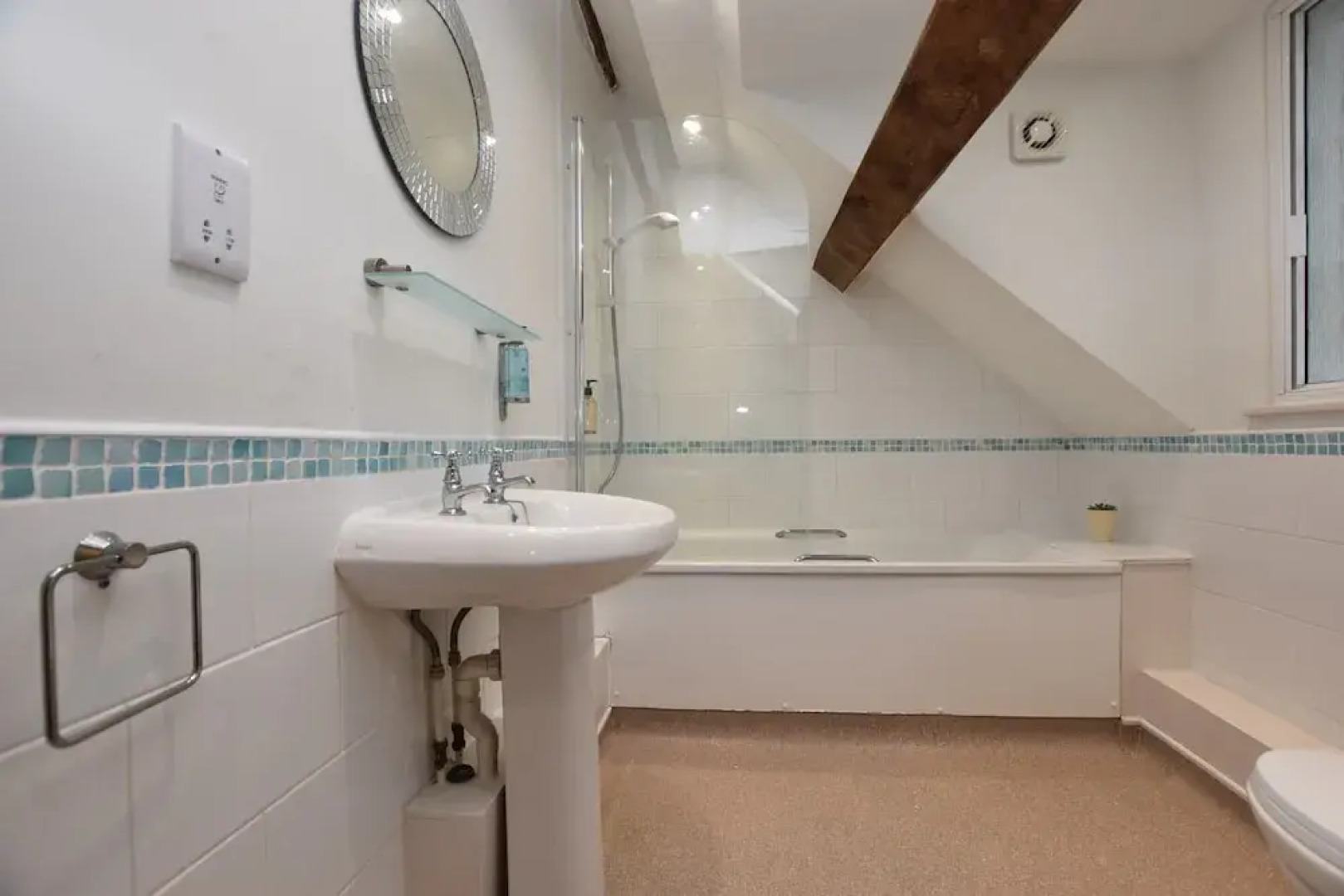 The Halford Bridge Inn