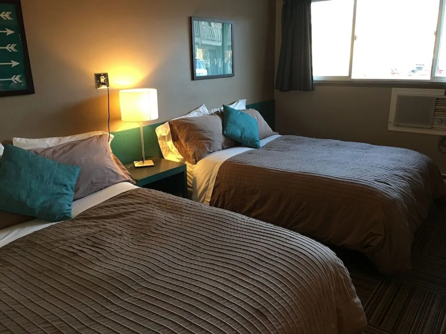 The Canterbury Inn of Downtown Invermere