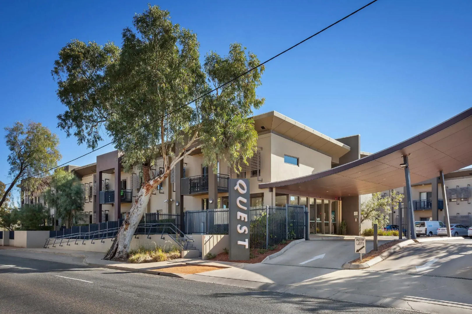 Spinifex Motel & Serviced Apartments