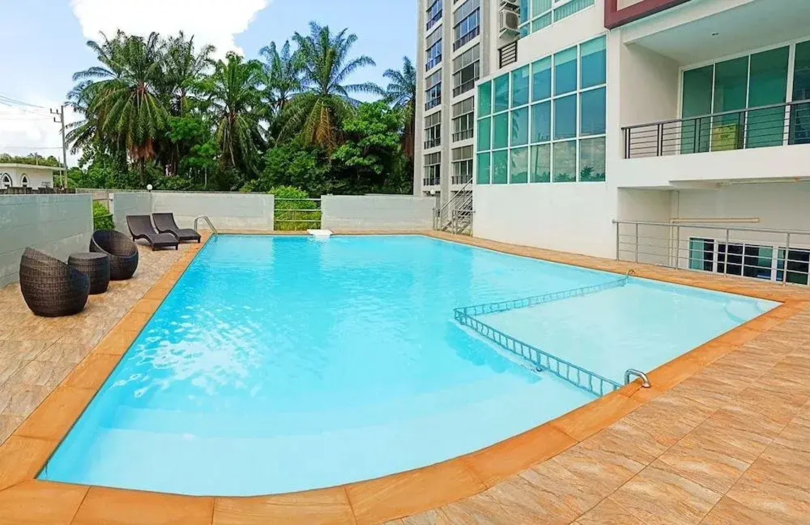 The Royal Suite By The Ozone Condo