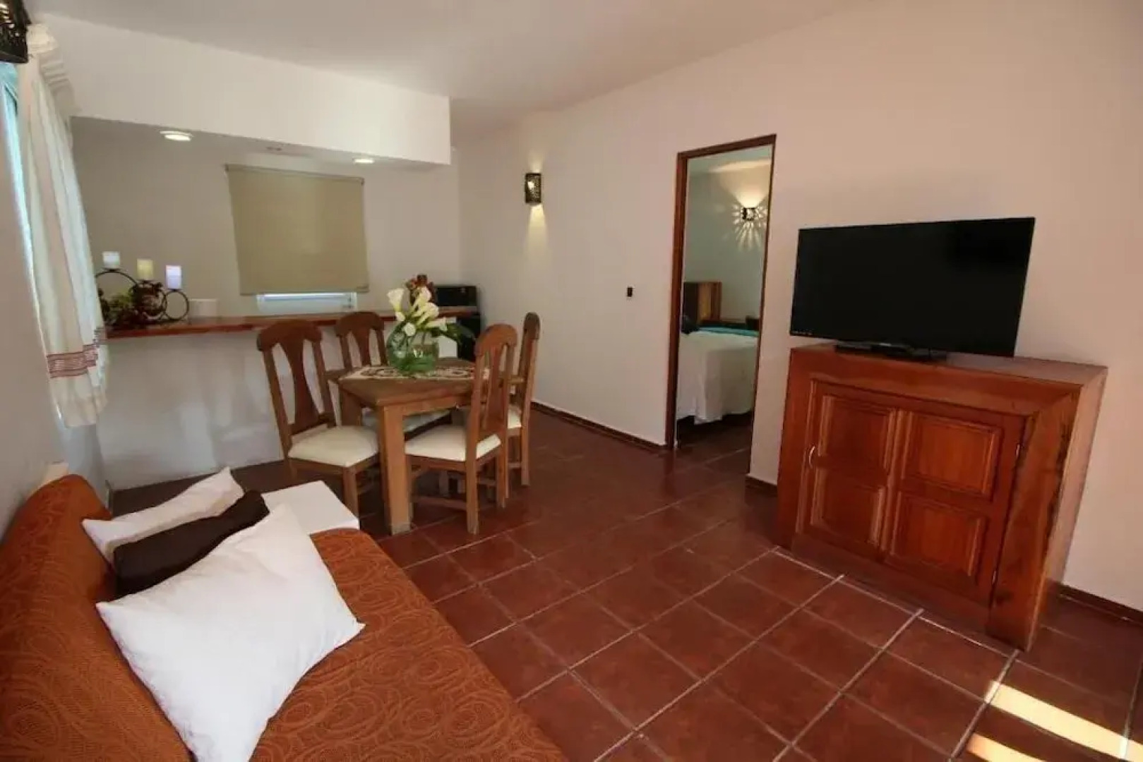 Hotel Villa Blanca Suites