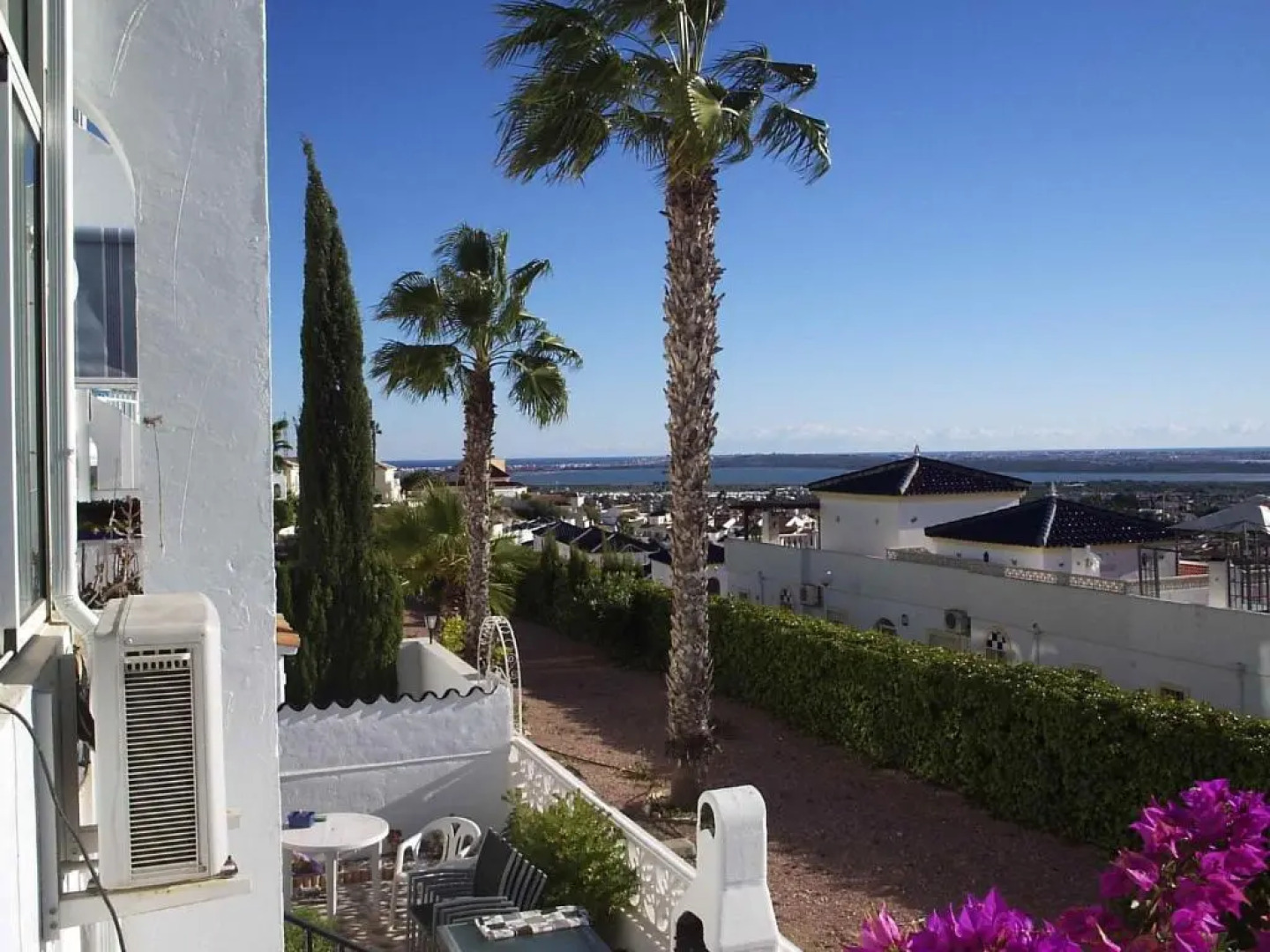 Bravo Hills Apartment