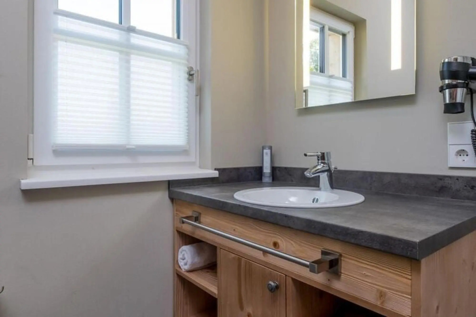 Cottages, Turf House