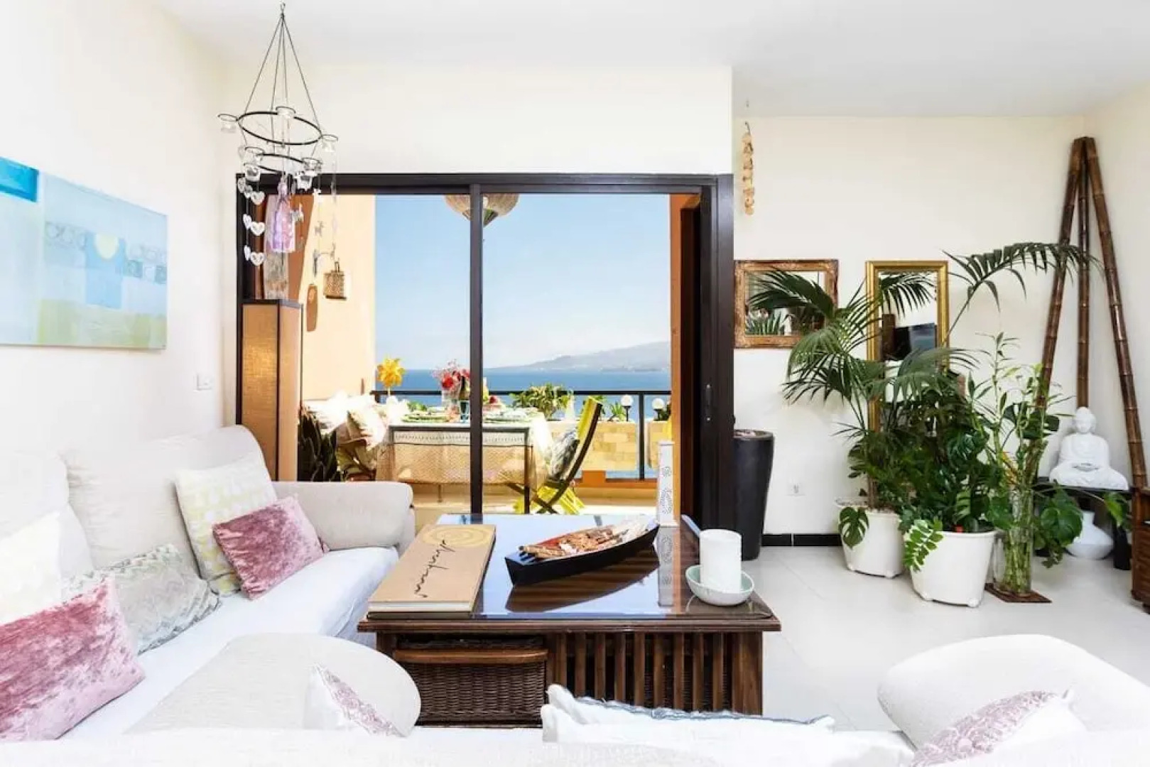 Calm & Luxury House Directly To The Sea