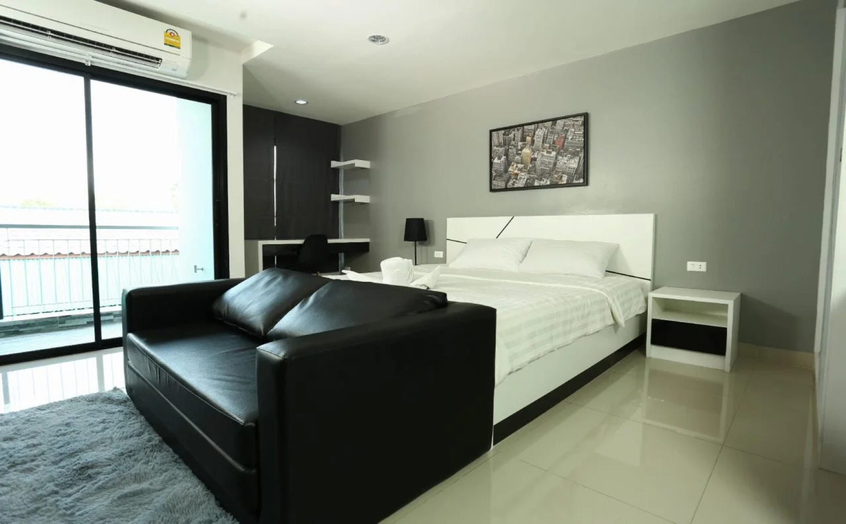 JK Living Hotel & Service Apartment