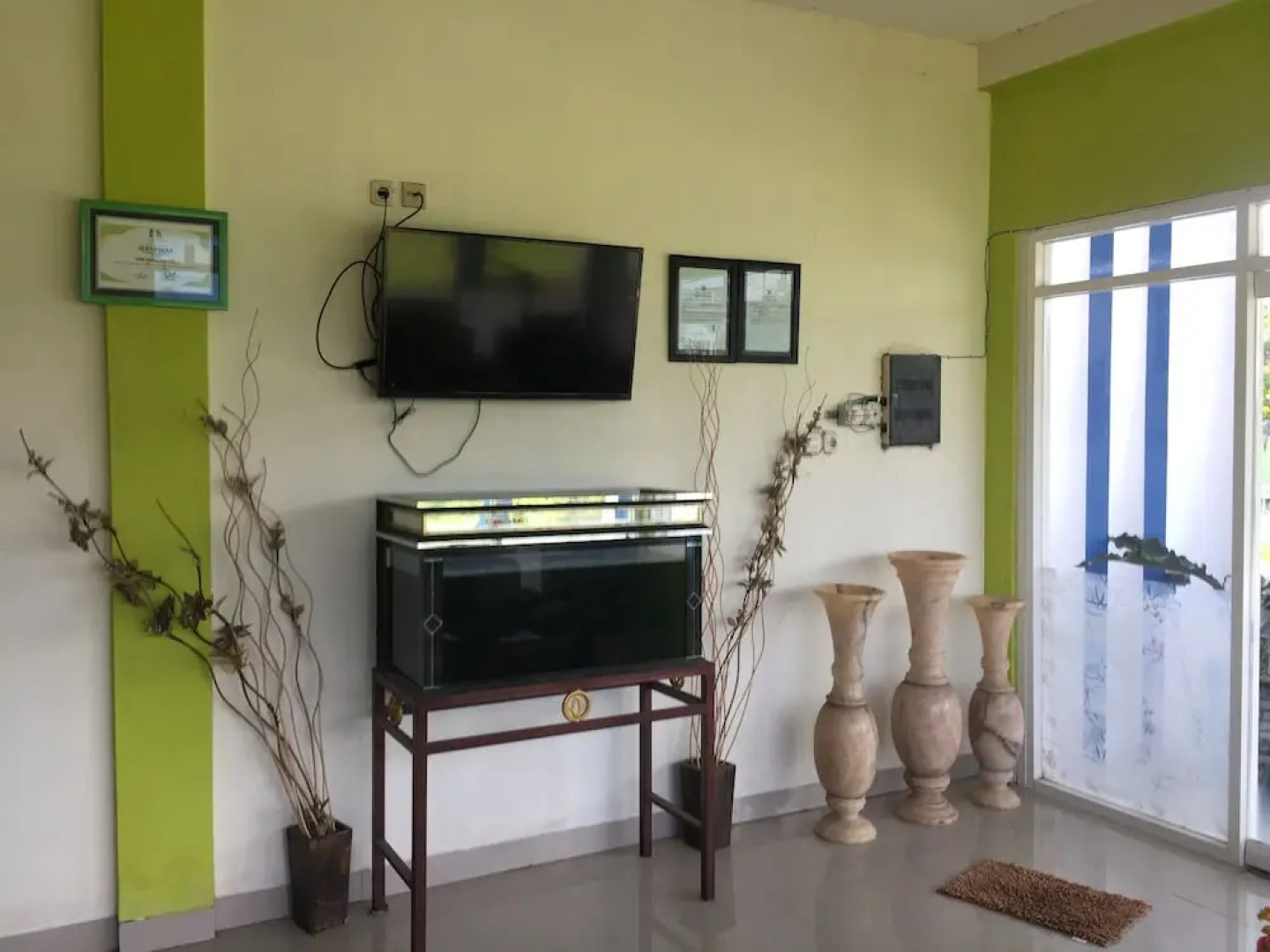 OYO 92907 Miranda Hotel Syariah