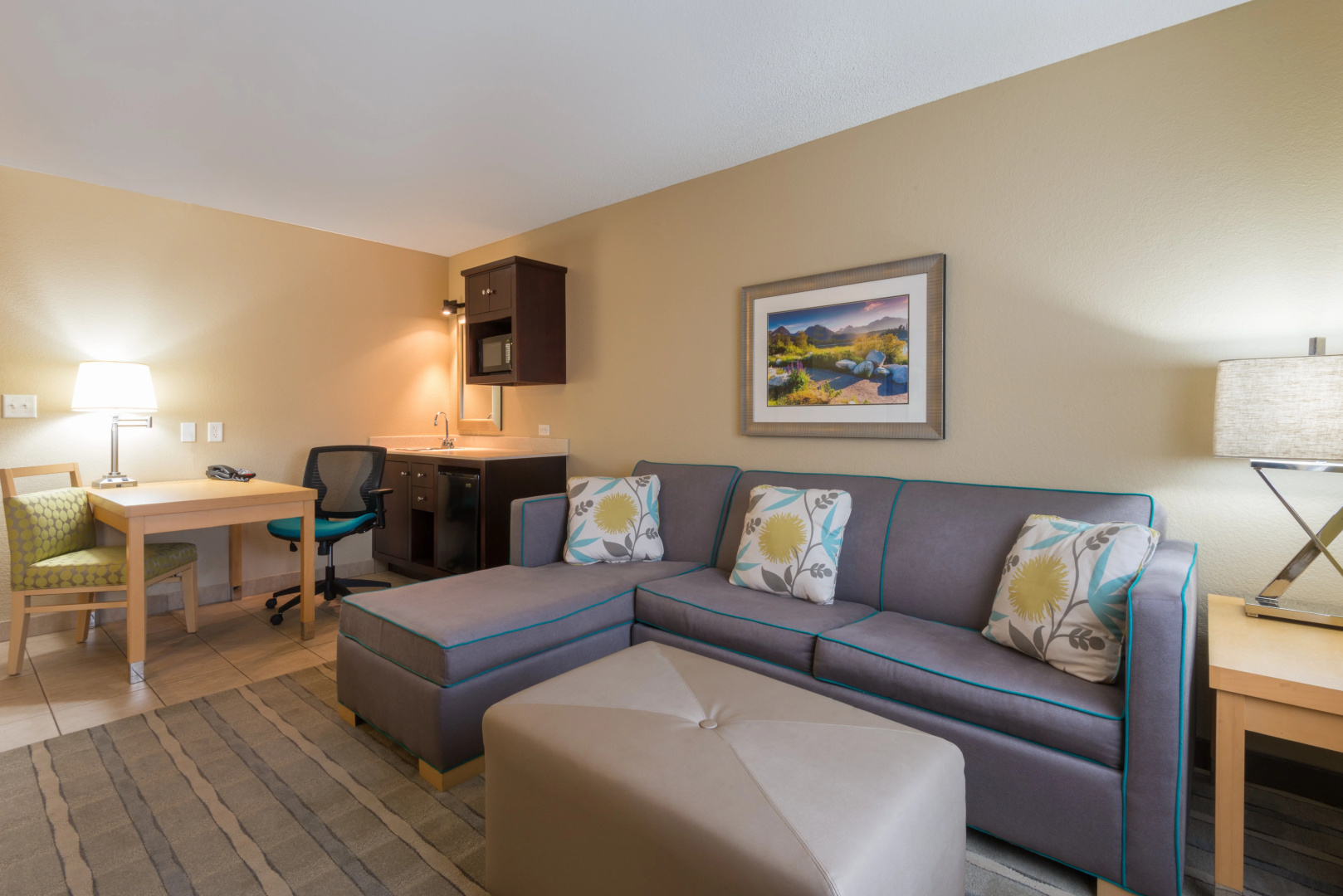 Holiday Inn Express & Suites Wheat Ridge-Denver West by IHG