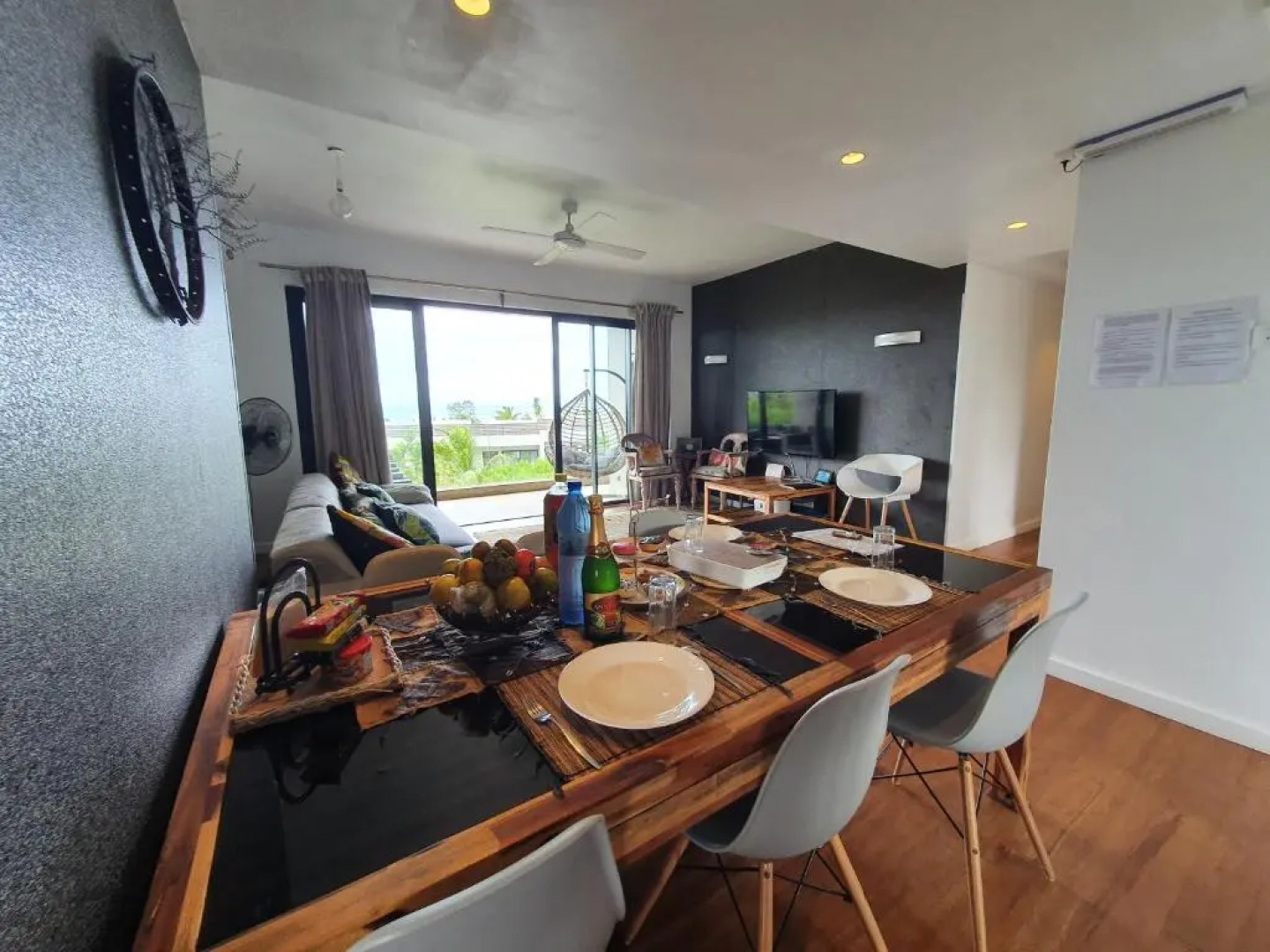 Azuri Apartment Beach and Pool