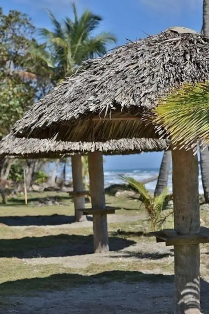 Las Canas Beach Retreat