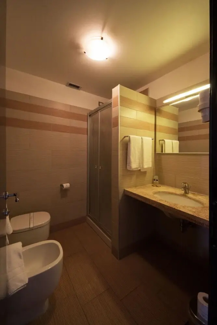 Easy Space