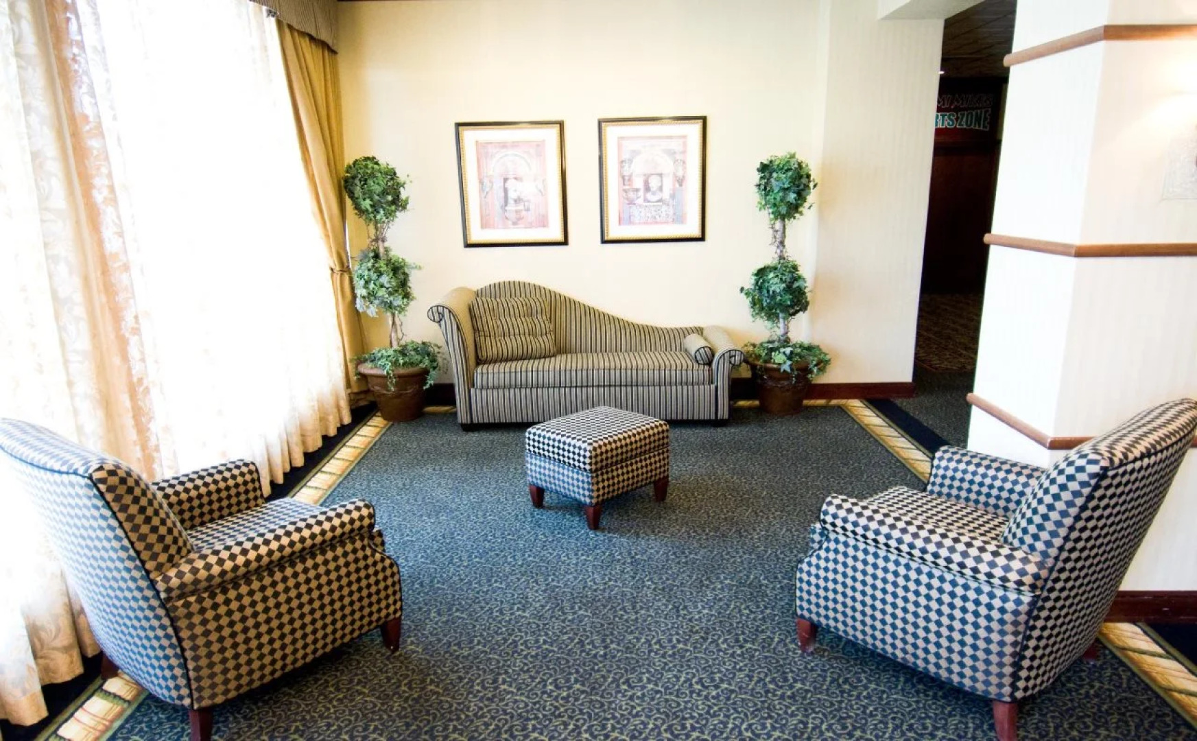 OYO Hotel East Hanover NJ-10