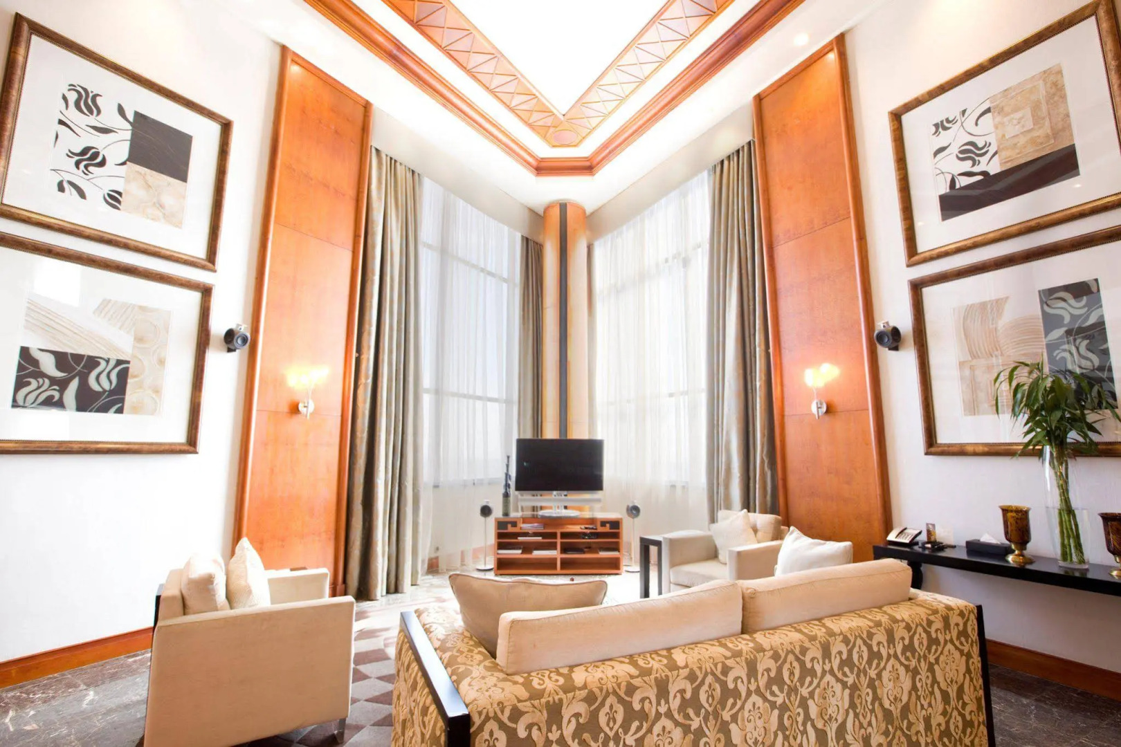 Sandton Sun & Towers