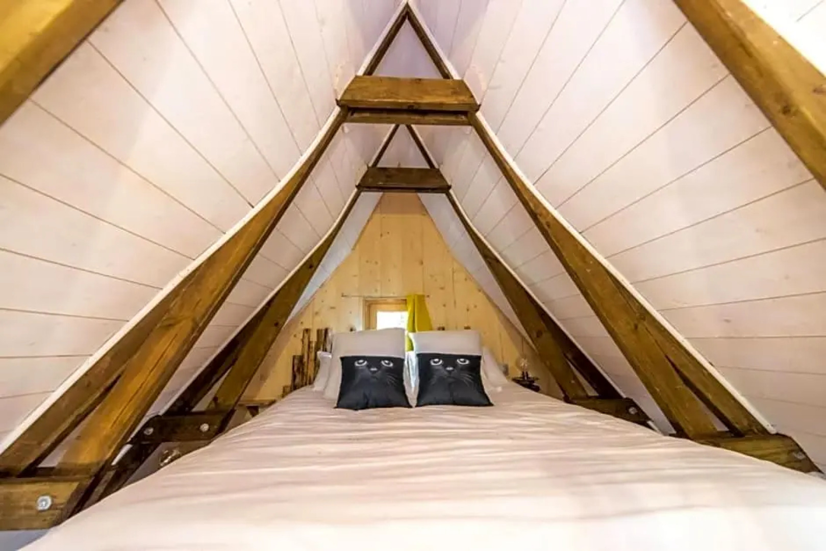 Les Cabanes Perchées du Mas del Bosc