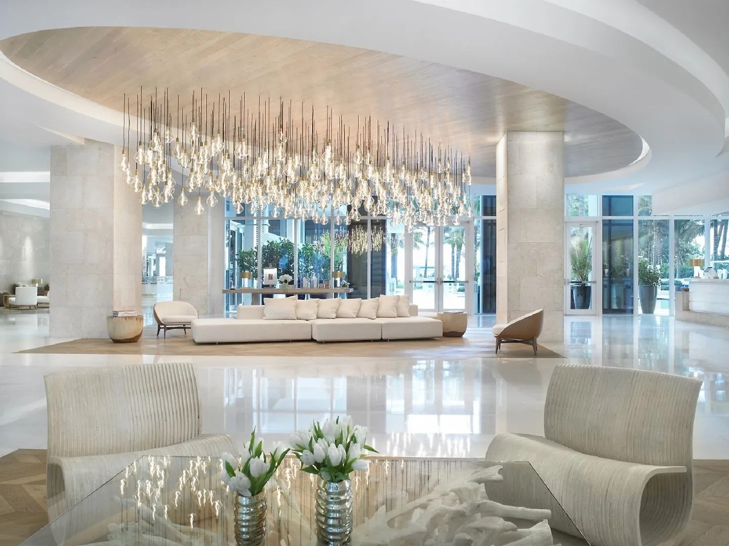 Отель Grand Beach Hotel Surfside West