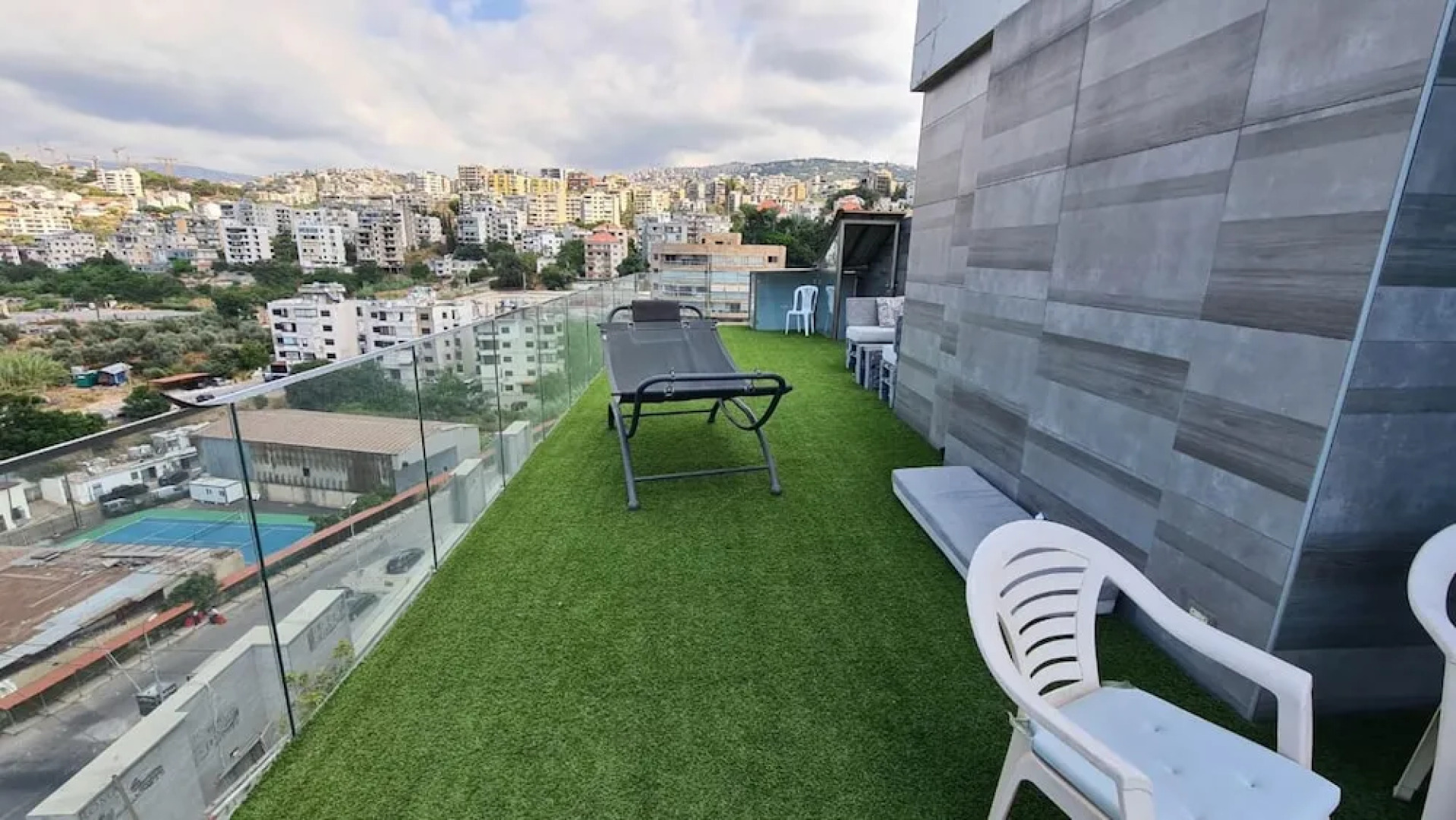 Studio Duplex Gazon sea View Dbayeh Prime Location