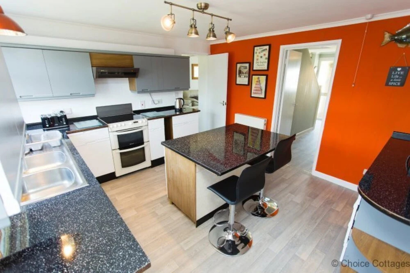 Croyde Vitamin SEA 4 Bedrooms