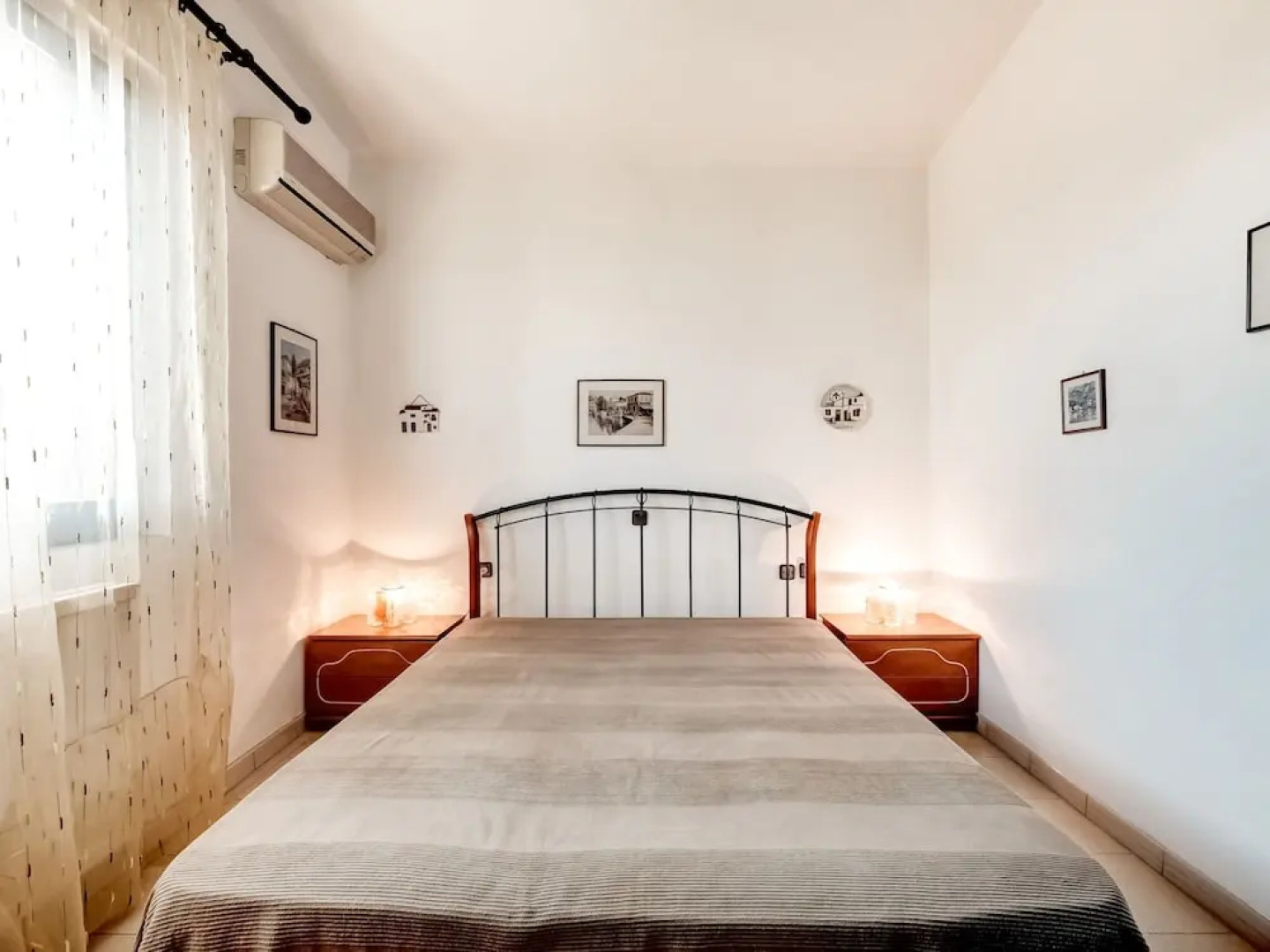 Holiday Villa With sea View in Paralia Avlidas