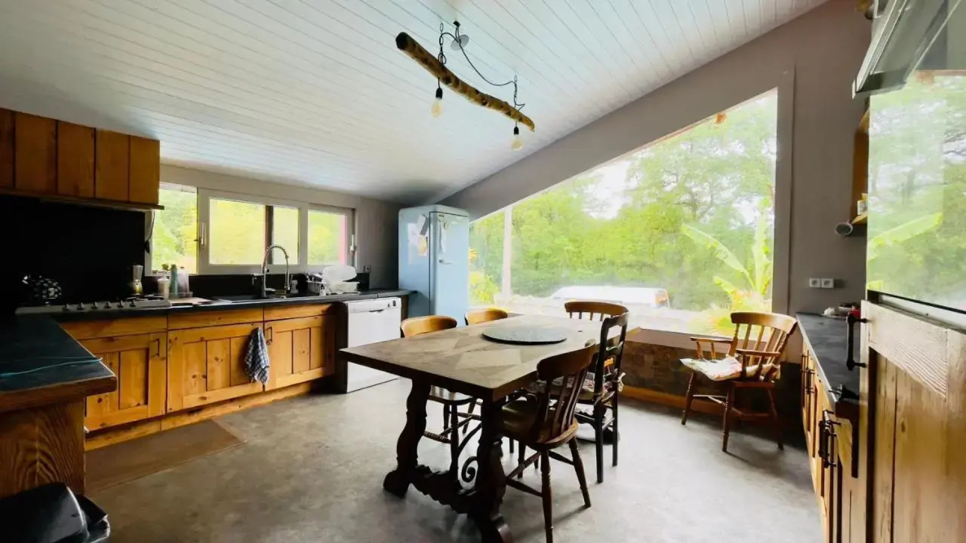 Carwyns Surf House